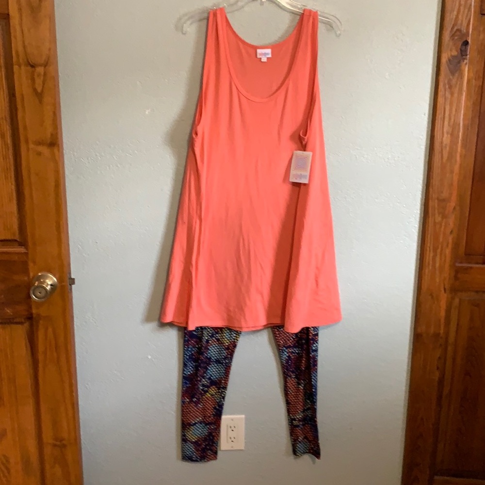 3XL - LulaRoe Outfit